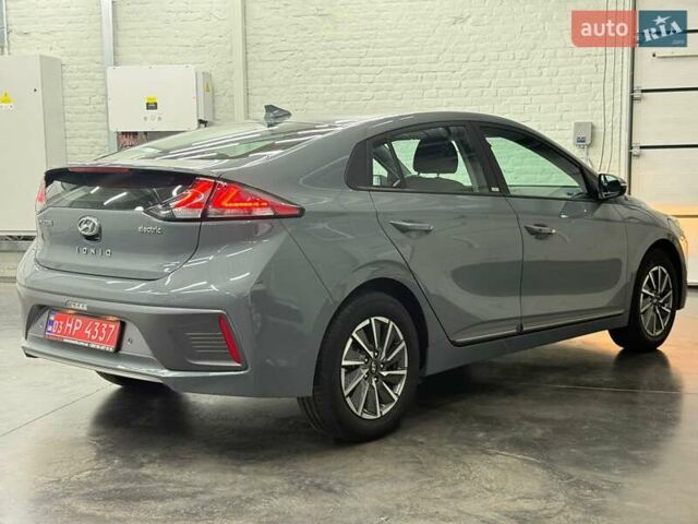 Хендай Ioniq 2021 в Луцке на Automoto.ua Серый Хендай Ioniq, объемом двигателя 0 л и пробегом 35 тыс. км за 17779 $, фото 4 на Automoto.ua