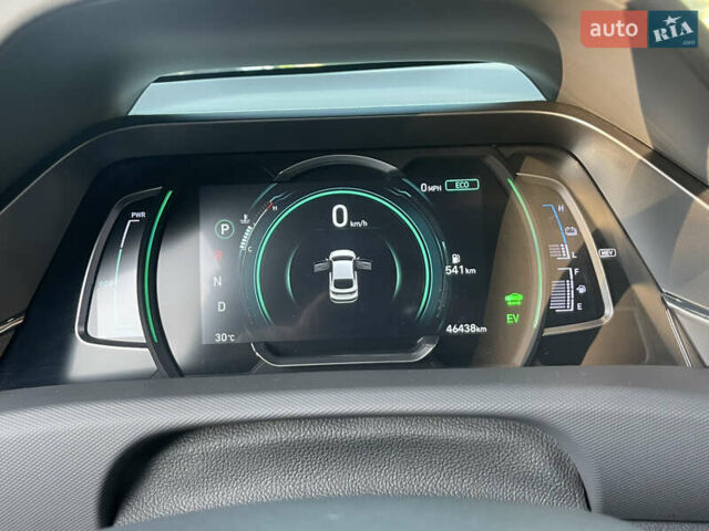 Серый Хендай Ioniq, объемом двигателя 1.58 л и пробегом 46 тыс. км за 19900 $, фото 18 на Automoto.ua