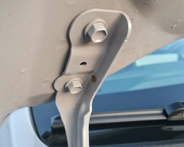 Серый Хендай Ioniq, объемом двигателя 0 л и пробегом 37 тыс. км за 16700 $, фото 19 на Automoto.ua