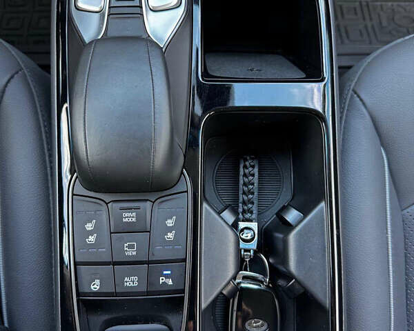 Сірий Хендай Ioniq, об'ємом двигуна 0 л та пробігом 20 тис. км за 19500 $, фото 17 на Automoto.ua