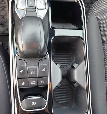 Синий Хендай Ioniq, объемом двигателя 0 л и пробегом 152 тыс. км за 12300 $, фото 26 на Automoto.ua