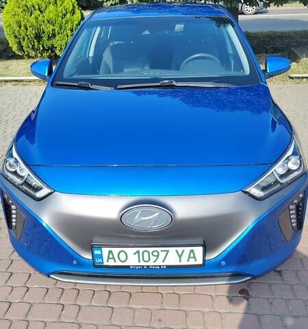 Синий Хендай Ioniq, объемом двигателя 0 л и пробегом 152 тыс. км за 12300 $, фото 2 на Automoto.ua