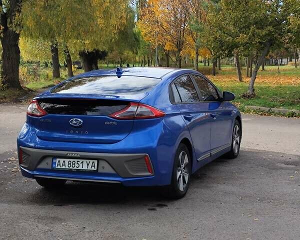 Синий Хендай Ioniq, объемом двигателя 0 л и пробегом 184 тыс. км за 11200 $, фото 14 на Automoto.ua