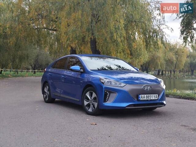 Синий Хендай Ioniq, объемом двигателя 0 л и пробегом 184 тыс. км за 11200 $, фото 4 на Automoto.ua