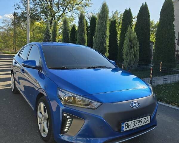 Синій Хендай Ioniq, об'ємом двигуна 0 л та пробігом 120 тис. км за 11800 $, фото 2 на Automoto.ua
