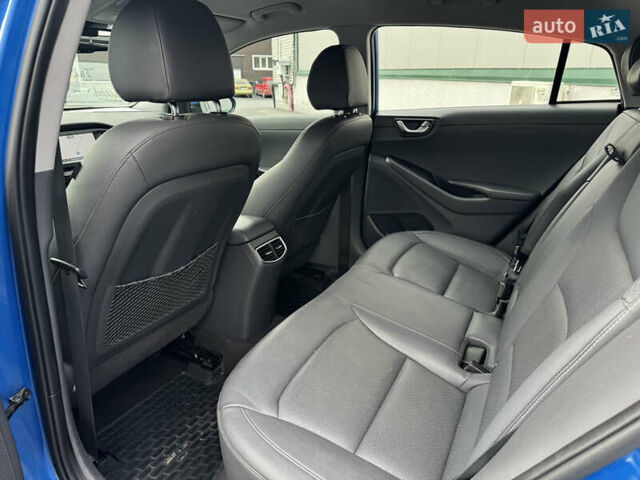Синий Хендай Ioniq, объемом двигателя 0 л и пробегом 90 тыс. км за 13000 $, фото 10 на Automoto.ua