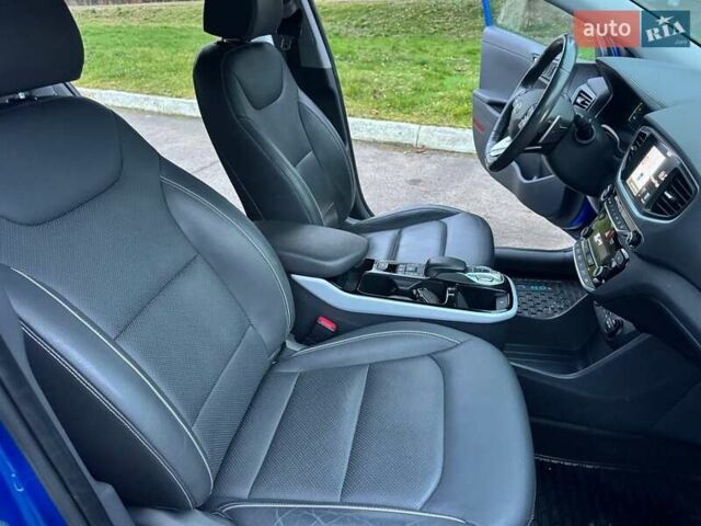 Синий Хендай Ioniq, объемом двигателя 0 л и пробегом 81 тыс. км за 13000 $, фото 44 на Automoto.ua