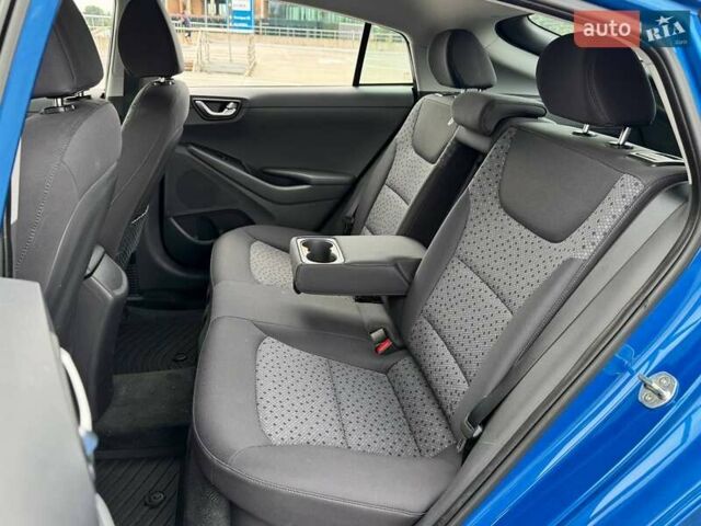 Синій Хендай Ioniq, об'ємом двигуна 1.58 л та пробігом 177 тис. км за 12990 $, фото 20 на Automoto.ua