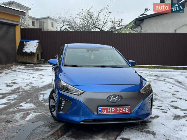 Синий Хендай Ioniq, объемом двигателя 0 л и пробегом 97 тыс. км за 10999 $, фото 44 на Automoto.ua