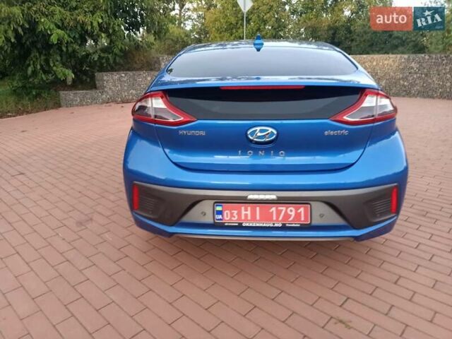 Синий Хендай Ioniq, объемом двигателя 0 л и пробегом 84 тыс. км за 12950 $, фото 67 на Automoto.ua