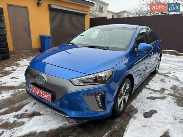 Синій Хендай Ioniq, об'ємом двигуна 0 л та пробігом 97 тис. км за 10999 $, фото 9 на Automoto.ua