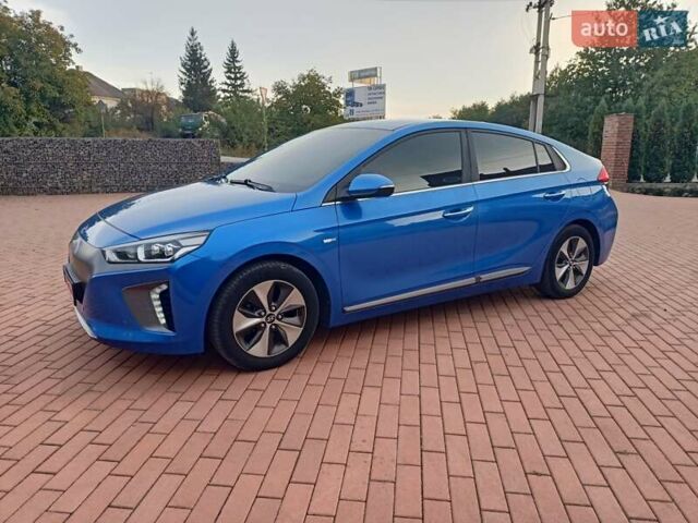 Синий Хендай Ioniq, объемом двигателя 0 л и пробегом 84 тыс. км за 12950 $, фото 61 на Automoto.ua