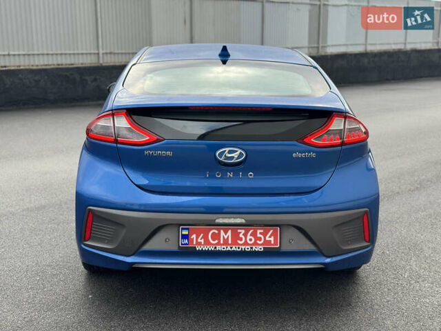 Синий Хендай Ioniq, объемом двигателя 0 л и пробегом 90 тыс. км за 13000 $, фото 3 на Automoto.ua