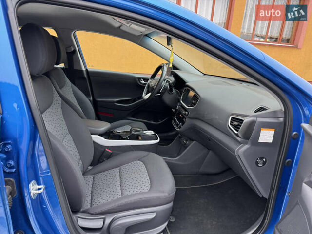 Синій Хендай Ioniq, об'ємом двигуна 0 л та пробігом 97 тис. км за 10999 $, фото 34 на Automoto.ua