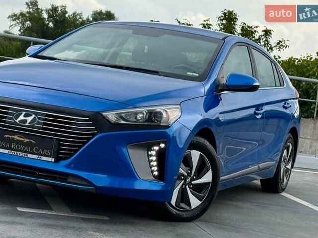 Синій Хендай Ioniq, об'ємом двигуна 1.58 л та пробігом 177 тис. км за 12990 $, фото 5 на Automoto.ua