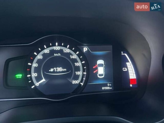 Синий Хендай Ioniq, объемом двигателя 0 л и пробегом 81 тыс. км за 13000 $, фото 39 на Automoto.ua
