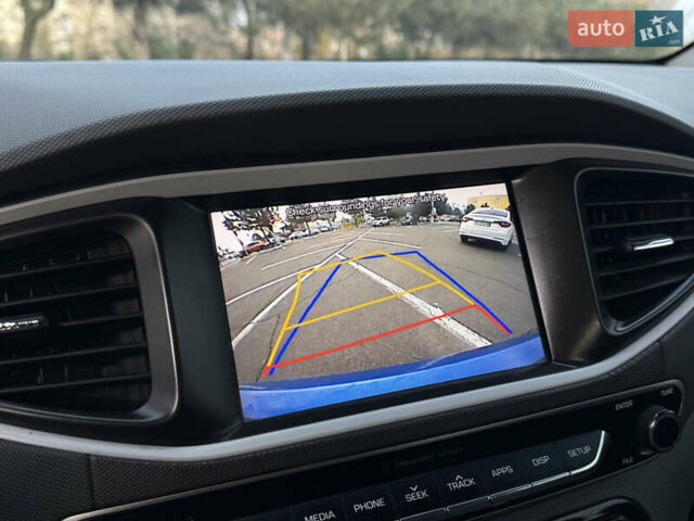 Синий Хендай Ioniq, объемом двигателя 1.6 л и пробегом 199 тыс. км за 12400 $, фото 25 на Automoto.ua