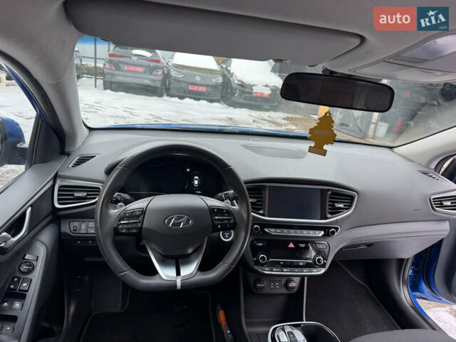 Синій Хендай Ioniq, об'ємом двигуна 0 л та пробігом 97 тис. км за 10999 $, фото 27 на Automoto.ua