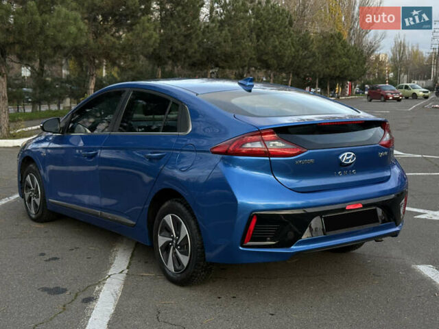 Синий Хендай Ioniq, объемом двигателя 1.6 л и пробегом 199 тыс. км за 12400 $, фото 14 на Automoto.ua