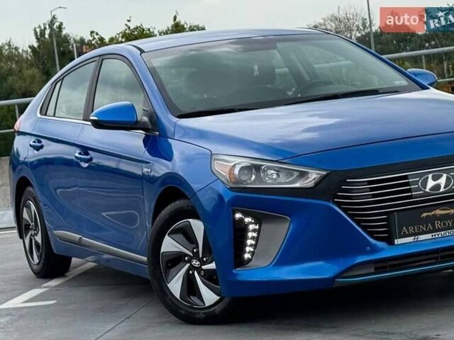 Синій Хендай Ioniq, об'ємом двигуна 1.58 л та пробігом 177 тис. км за 12990 $, фото 1 на Automoto.ua