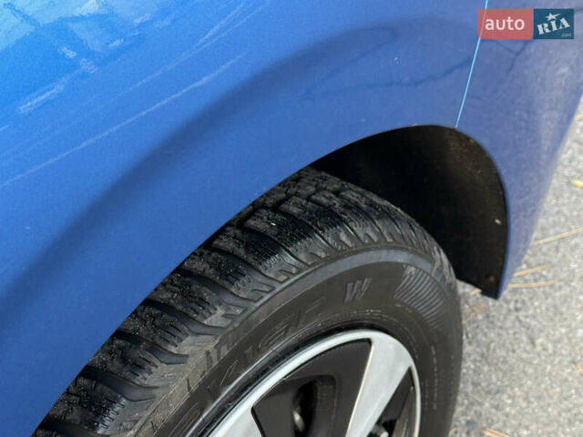 Синий Хендай Ioniq, объемом двигателя 1.6 л и пробегом 199 тыс. км за 12400 $, фото 11 на Automoto.ua