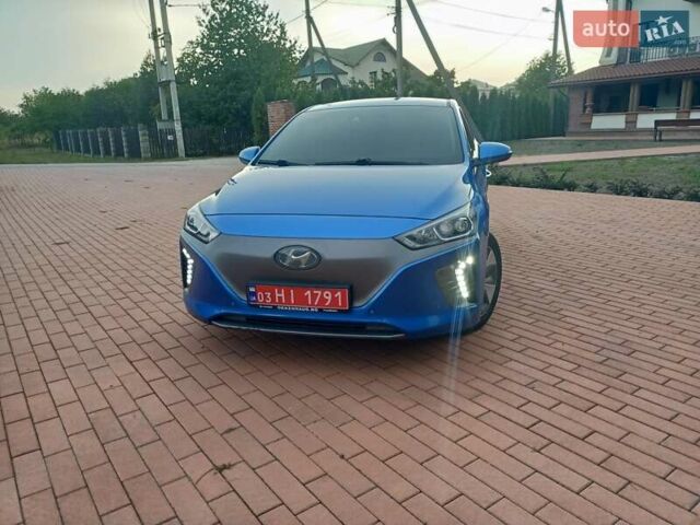 Синий Хендай Ioniq, объемом двигателя 0 л и пробегом 84 тыс. км за 12950 $, фото 52 на Automoto.ua