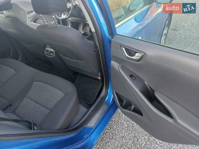 Синий Хендай Ioniq, объемом двигателя 0 л и пробегом 142 тыс. км за 10600 $, фото 21 на Automoto.ua