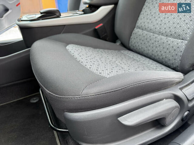 Синій Хендай Ioniq, об'ємом двигуна 0 л та пробігом 97 тис. км за 10999 $, фото 26 на Automoto.ua