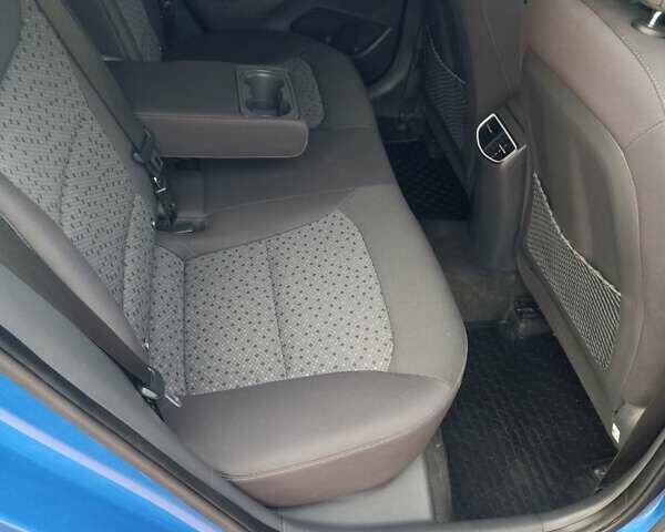 Синий Хендай Ioniq, объемом двигателя 0 л и пробегом 84 тыс. км за 12950 $, фото 87 на Automoto.ua