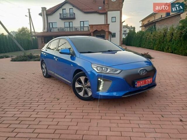 Синий Хендай Ioniq, объемом двигателя 0 л и пробегом 84 тыс. км за 12950 $, фото 56 на Automoto.ua