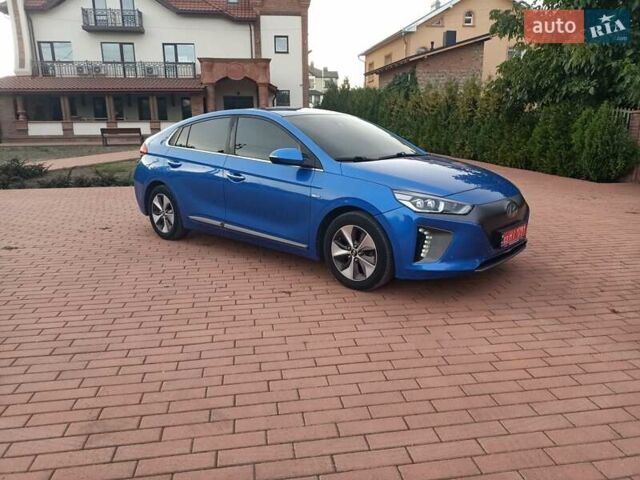 Синий Хендай Ioniq, объемом двигателя 0 л и пробегом 84 тыс. км за 12950 $, фото 22 на Automoto.ua