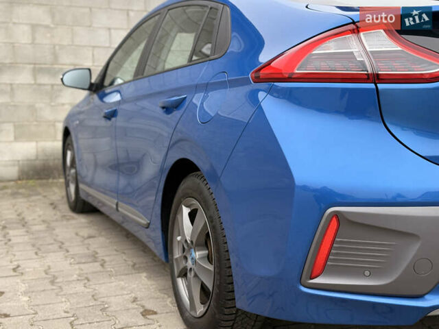 Синій Хендай Ioniq, об'ємом двигуна 0 л та пробігом 135 тис. км за 11500 $, фото 33 на Automoto.ua