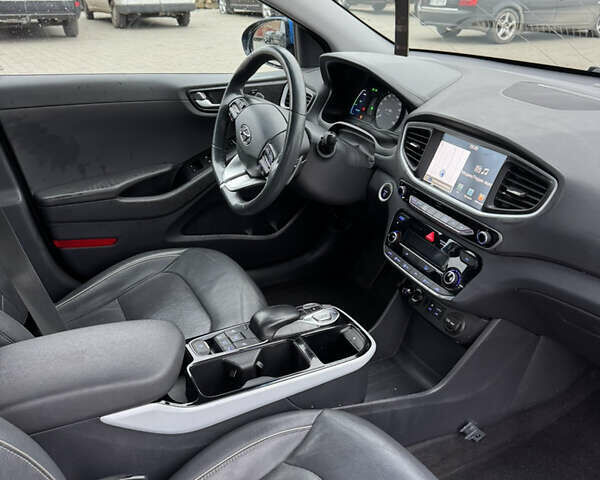 Синий Хендай Ioniq, объемом двигателя 0 л и пробегом 159 тыс. км за 10800 $, фото 27 на Automoto.ua