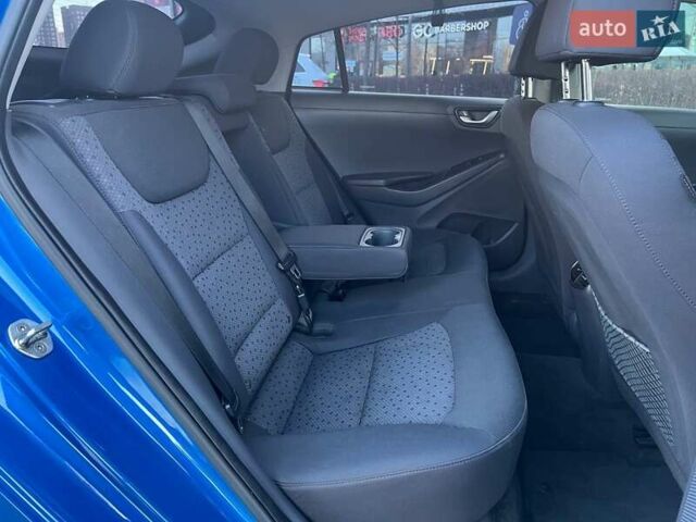 Синій Хендай Ioniq, об'ємом двигуна 0 л та пробігом 151 тис. км за 11490 $, фото 13 на Automoto.ua