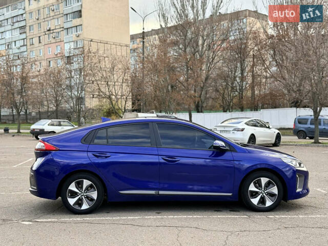Синій Хендай Ioniq, об'ємом двигуна 0 л та пробігом 96 тис. км за 11000 $, фото 5 на Automoto.ua