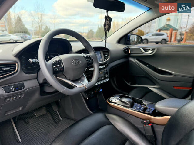 Синій Хендай Ioniq, об'ємом двигуна 0 л та пробігом 96 тис. км за 11000 $, фото 38 на Automoto.ua