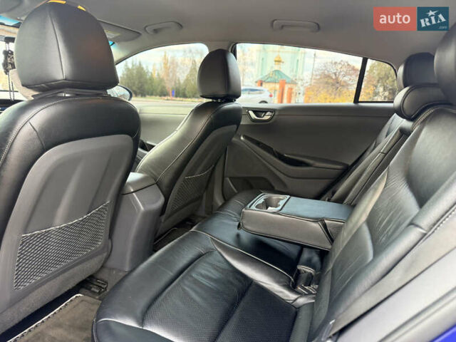 Синій Хендай Ioniq, об'ємом двигуна 0 л та пробігом 96 тис. км за 11000 $, фото 24 на Automoto.ua