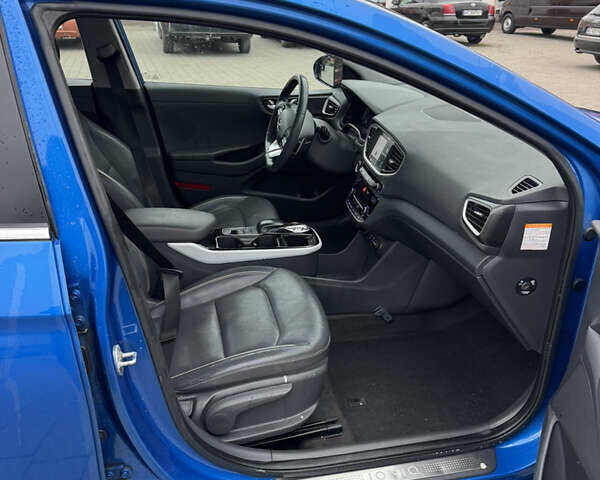 Синий Хендай Ioniq, объемом двигателя 0 л и пробегом 159 тыс. км за 10800 $, фото 25 на Automoto.ua