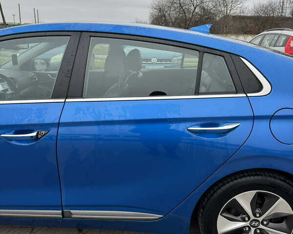 Синий Хендай Ioniq, объемом двигателя 0 л и пробегом 159 тыс. км за 10800 $, фото 15 на Automoto.ua