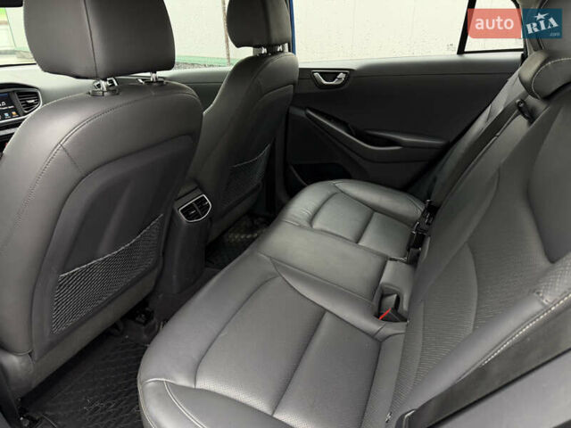 Синий Хендай Ioniq, объемом двигателя 0 л и пробегом 89 тыс. км за 12700 $, фото 10 на Automoto.ua