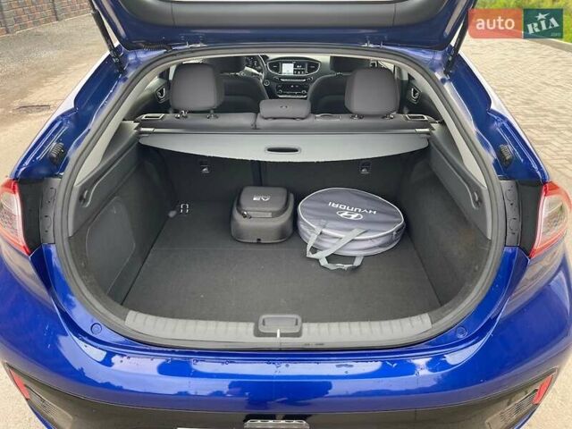 Синий Хендай Ioniq, объемом двигателя 0 л и пробегом 158 тыс. км за 12300 $, фото 29 на Automoto.ua
