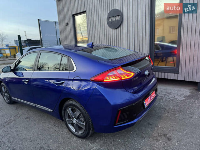 Синий Хендай Ioniq, объемом двигателя 0 л и пробегом 45 тыс. км за 13300 $, фото 6 на Automoto.ua