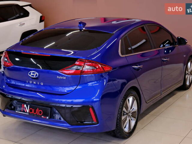 Синий Хендай Ioniq, объемом двигателя 1.58 л и пробегом 93 тыс. км за 11900 $, фото 13 на Automoto.ua