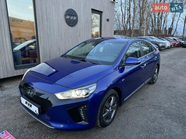 Синий Хендай Ioniq, объемом двигателя 0 л и пробегом 45 тыс. км за 13300 $, фото 1 на Automoto.ua