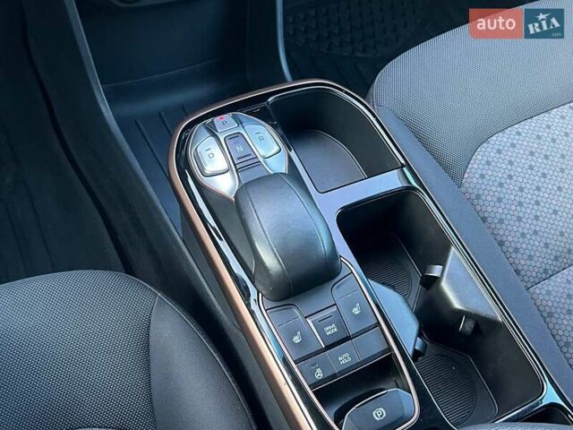 Синій Хендай Ioniq, об'ємом двигуна 0 л та пробігом 151 тис. км за 11490 $, фото 30 на Automoto.ua