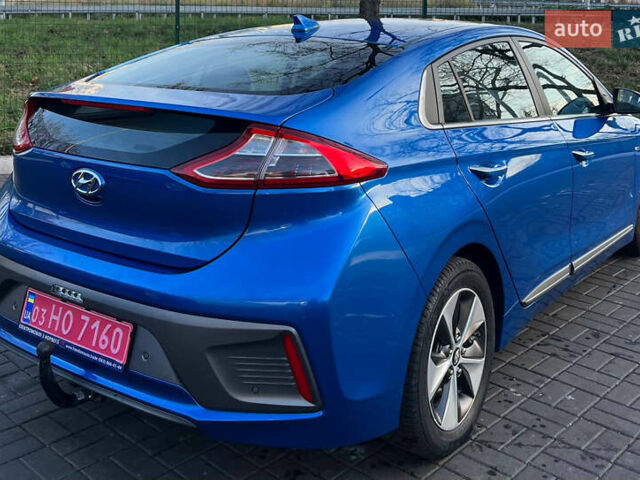 Синий Хендай Ioniq, объемом двигателя 0 л и пробегом 107 тыс. км за 12999 $, фото 4 на Automoto.ua