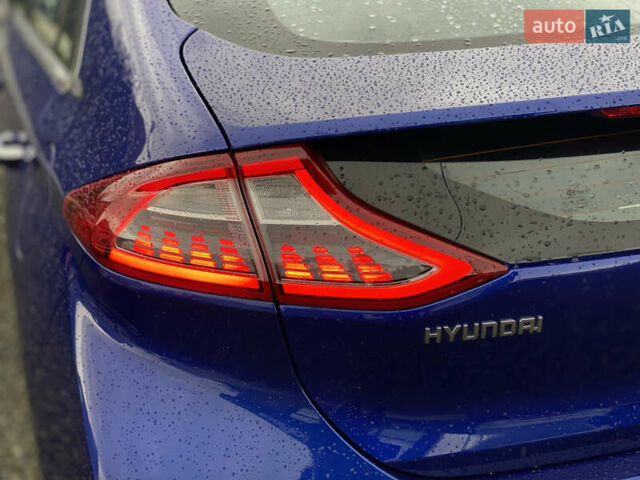 Синій Хендай Ioniq, об'ємом двигуна 0 л та пробігом 159 тис. км за 12800 $, фото 23 на Automoto.ua