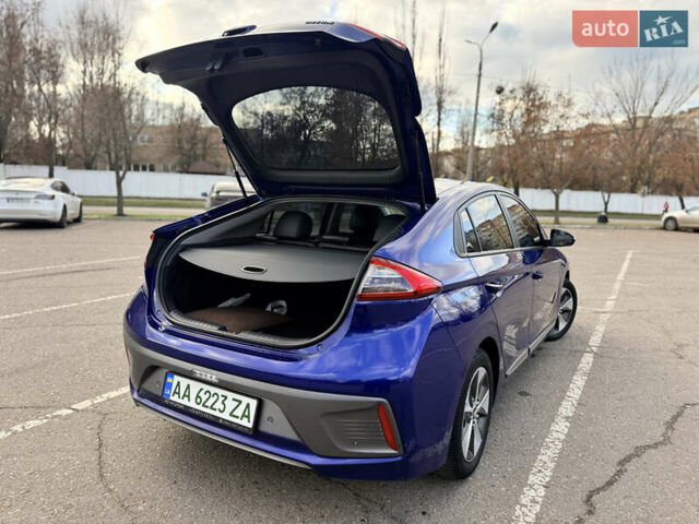 Синій Хендай Ioniq, об'ємом двигуна 0 л та пробігом 96 тис. км за 11000 $, фото 13 на Automoto.ua