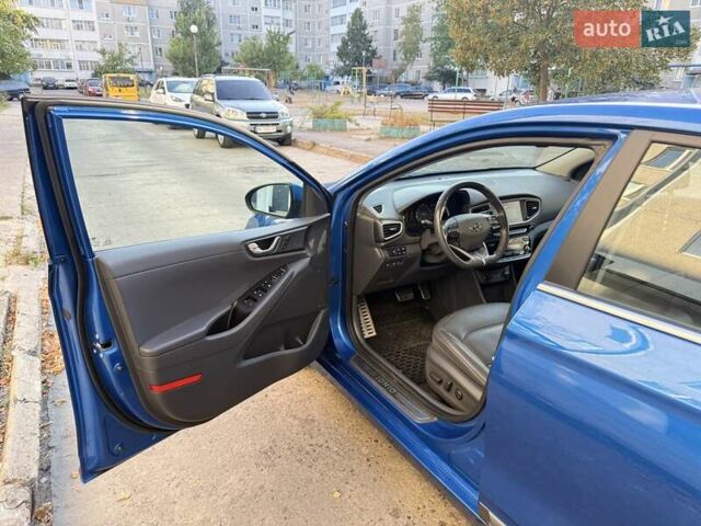 Синій Хендай Ioniq, об'ємом двигуна 0 л та пробігом 77 тис. км за 14000 $, фото 23 на Automoto.ua