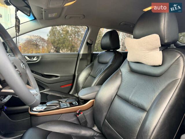 Синій Хендай Ioniq, об'ємом двигуна 0 л та пробігом 96 тис. км за 11000 $, фото 39 на Automoto.ua